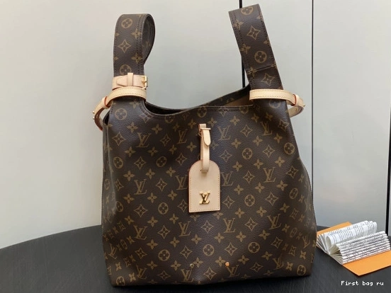 First bag ru VUITTON LOUIS GM Atlantis 0707